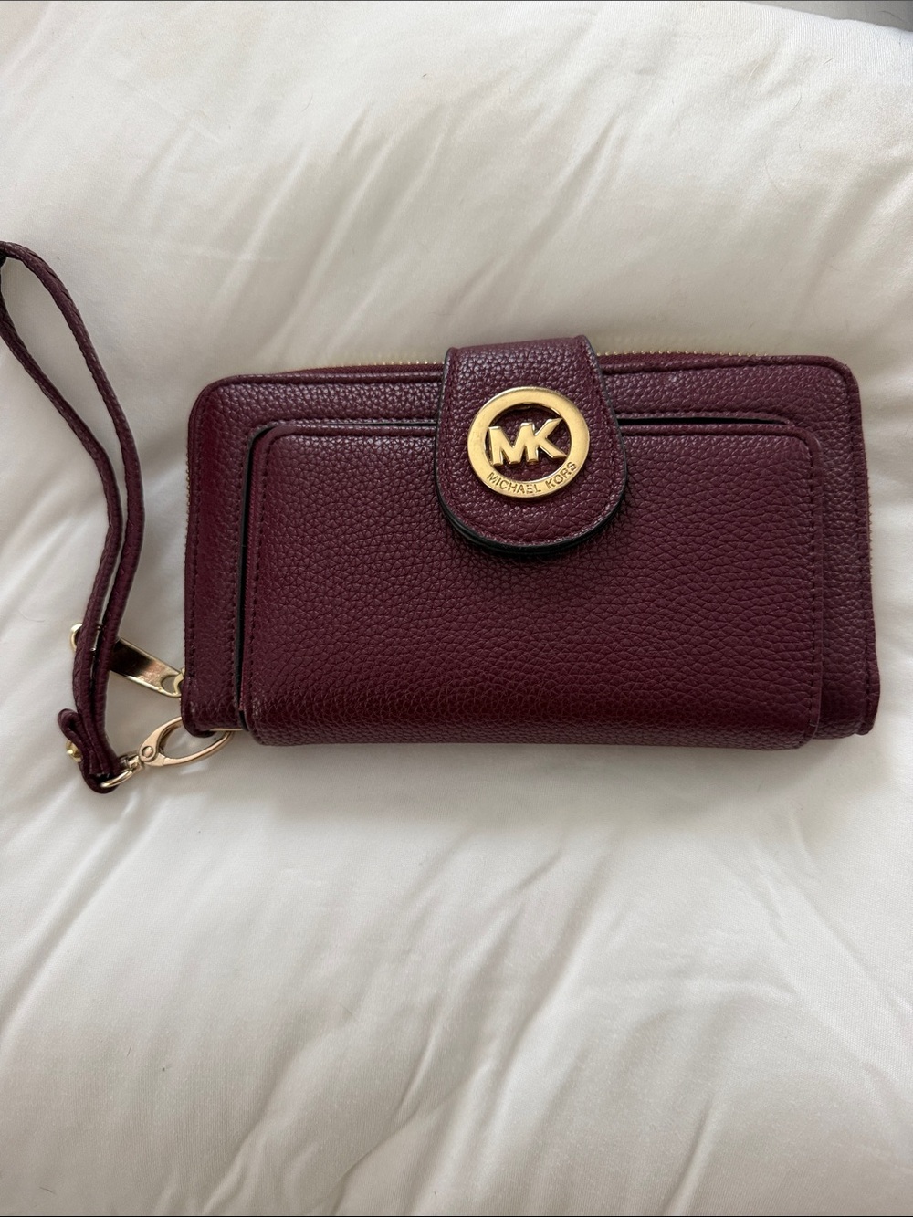 MICHAEL Michael Kors Wine Pebbled Leather Wristlet Card Holder